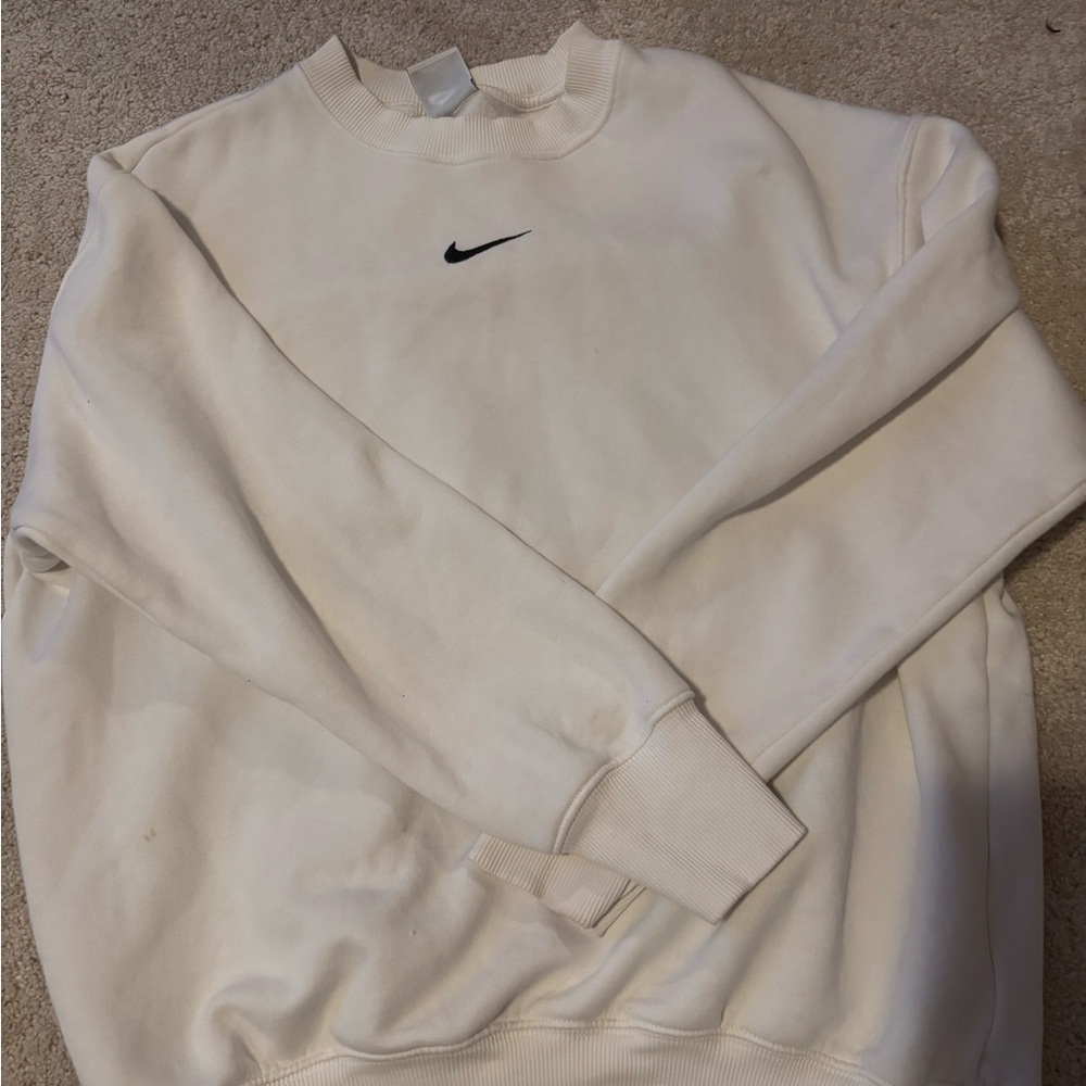 Women’s Nike Crew Neck